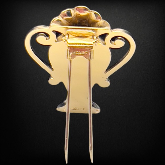 Vintage Signed 1940’s Monet Sterling Vermeil Urn Shaped Fur Clip - Picture 8 of 12